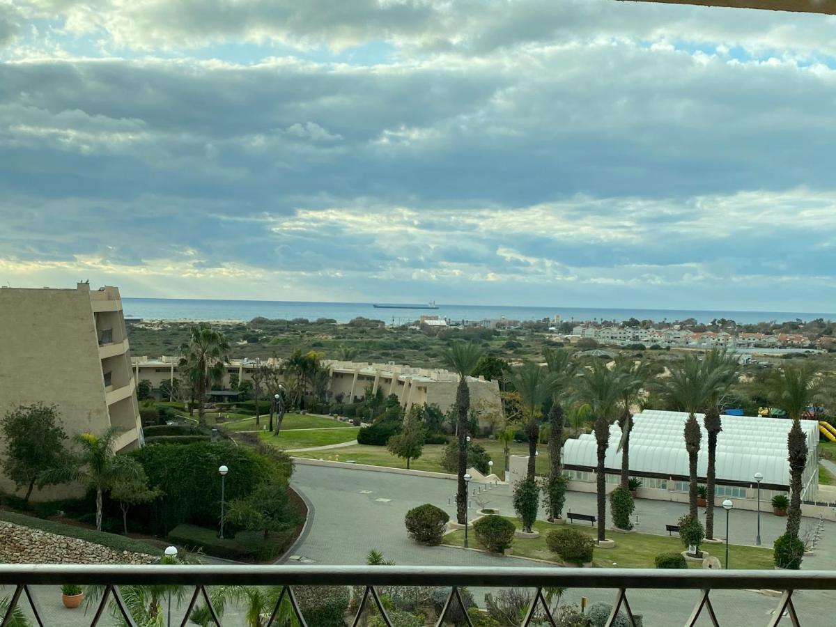 קיסריה נאות גולף- Oren Apartment Экстерьер фото