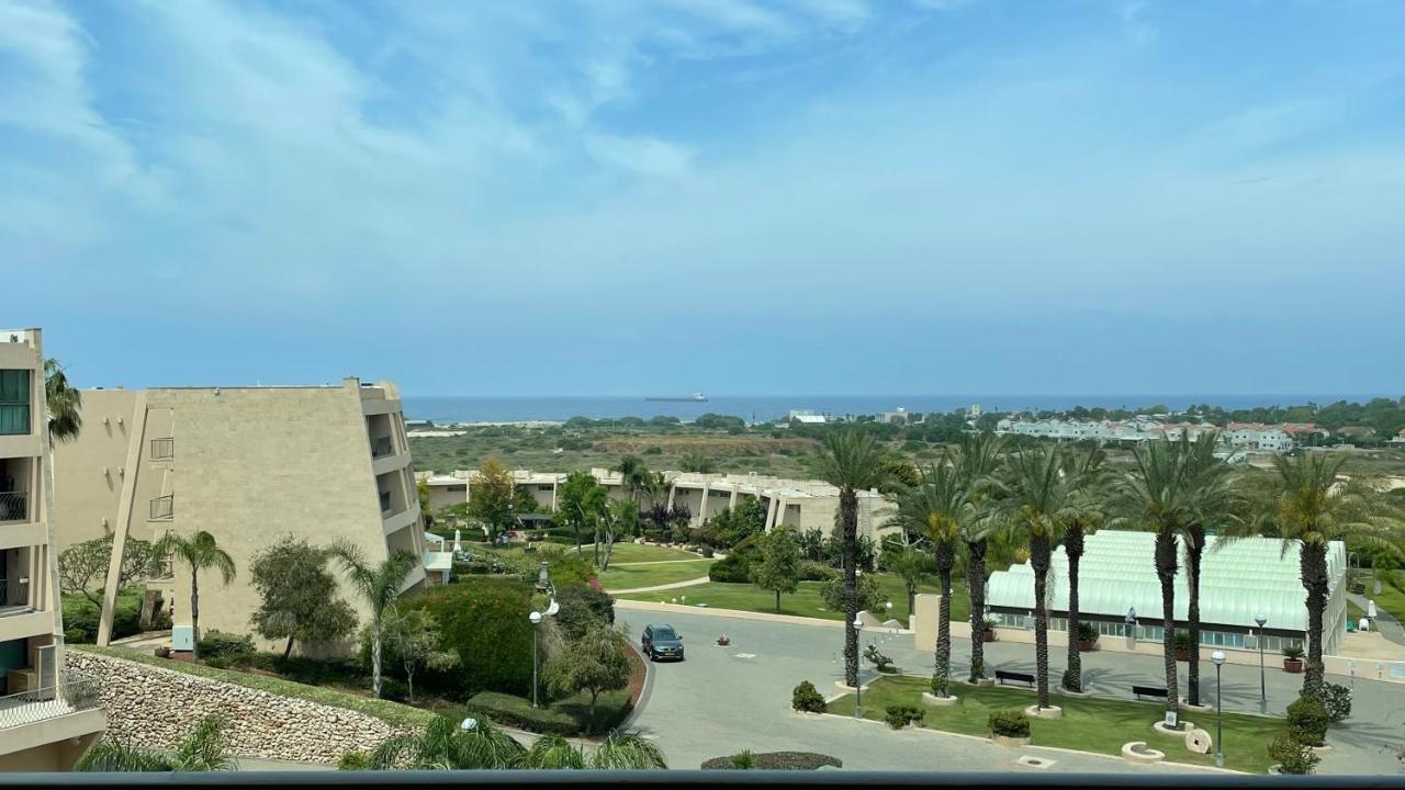 קיסריה נאות גולף- Oren Apartment Экстерьер фото